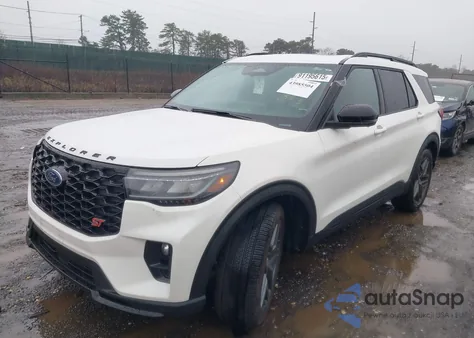 2025 Ford Explorer St z USA, uszkodzony, nr VIN 1FMWK8GCXSGA88841